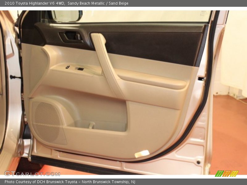 Sandy Beach Metallic / Sand Beige 2010 Toyota Highlander V6 4WD