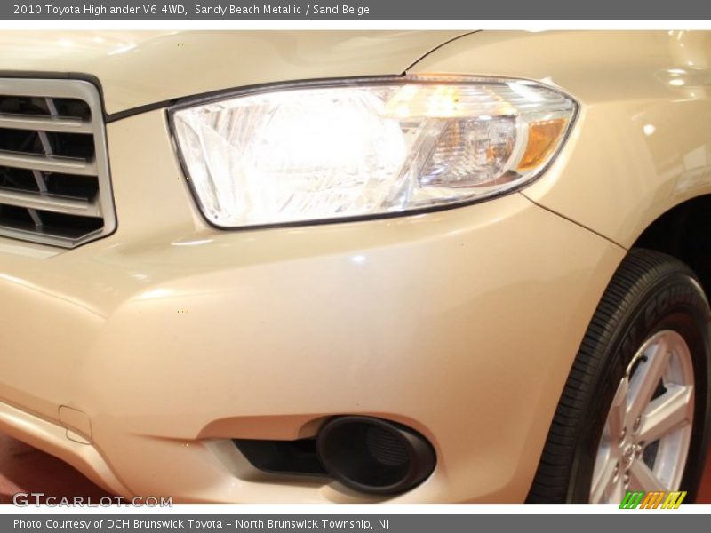 Sandy Beach Metallic / Sand Beige 2010 Toyota Highlander V6 4WD