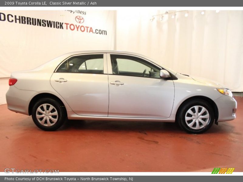 Classic Silver Metallic / Ash 2009 Toyota Corolla LE