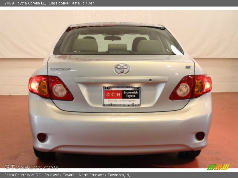 Classic Silver Metallic / Ash 2009 Toyota Corolla LE