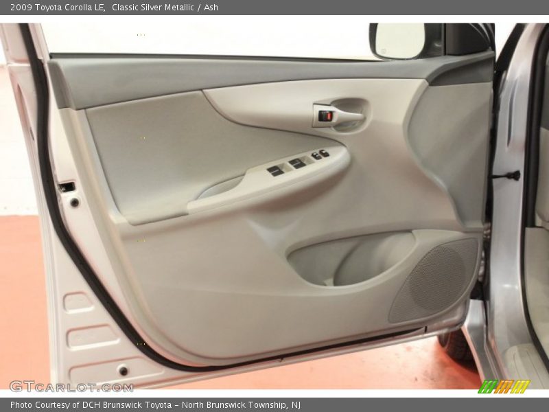 Classic Silver Metallic / Ash 2009 Toyota Corolla LE