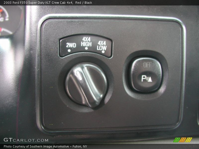Red / Black 2003 Ford F350 Super Duty XLT Crew Cab 4x4