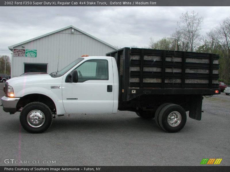 Oxford White / Medium Flint 2002 Ford F350 Super Duty XL Regular Cab 4x4 Stake Truck