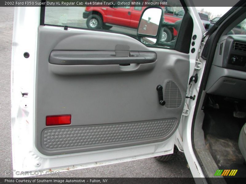 Oxford White / Medium Flint 2002 Ford F350 Super Duty XL Regular Cab 4x4 Stake Truck