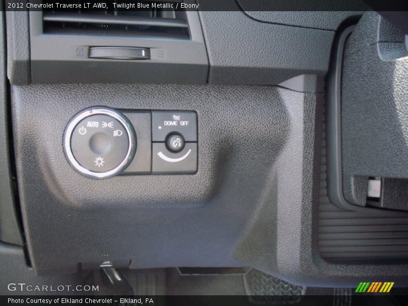 Twilight Blue Metallic / Ebony 2012 Chevrolet Traverse LT AWD