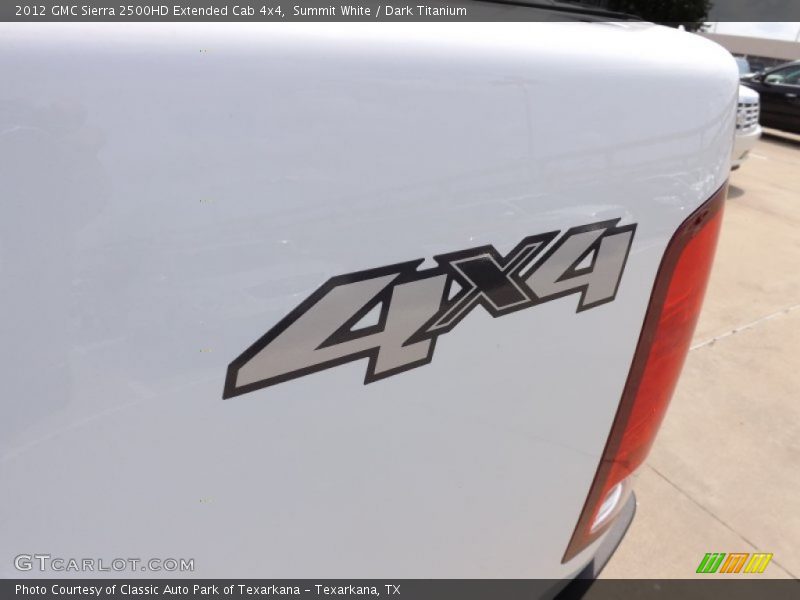 Summit White / Dark Titanium 2012 GMC Sierra 2500HD Extended Cab 4x4