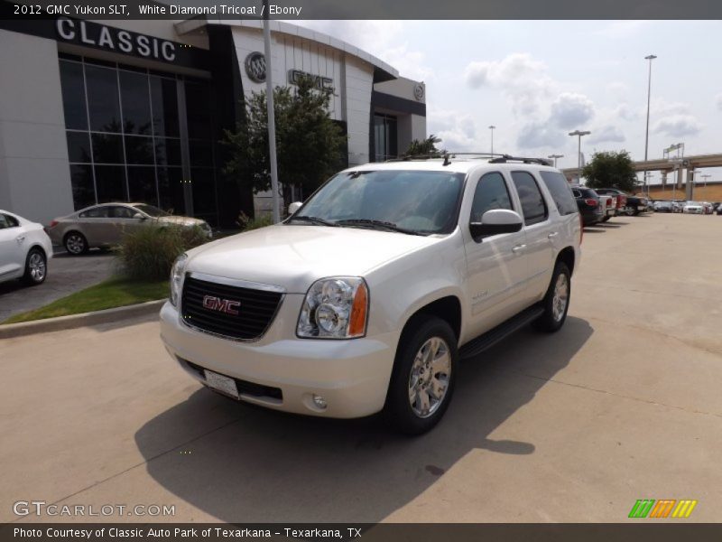 White Diamond Tricoat / Ebony 2012 GMC Yukon SLT