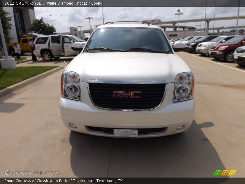 White Diamond Tricoat / Ebony 2012 GMC Yukon SLT