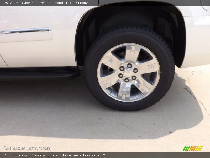 White Diamond Tricoat / Ebony 2012 GMC Yukon SLT