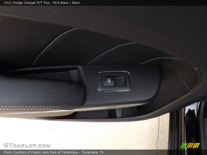Pitch Black / Black 2012 Dodge Charger R/T Plus