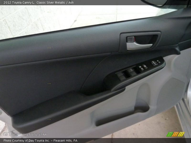 Classic Silver Metallic / Ash 2012 Toyota Camry L