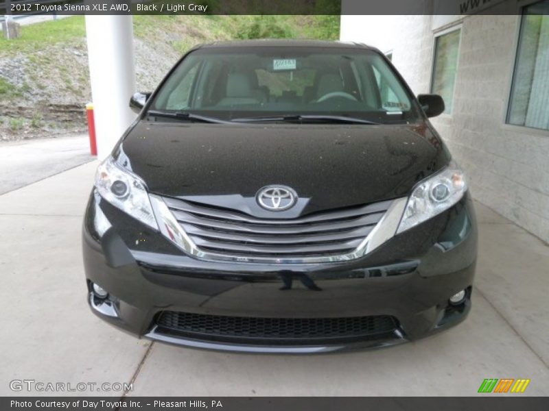 Black / Light Gray 2012 Toyota Sienna XLE AWD