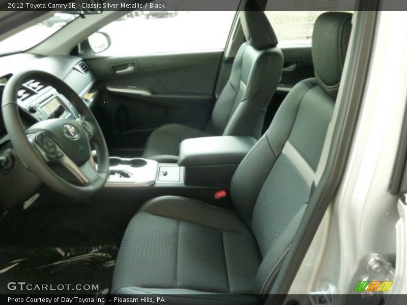 Classic Silver Metallic / Black 2012 Toyota Camry SE