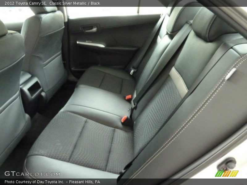 Classic Silver Metallic / Black 2012 Toyota Camry SE