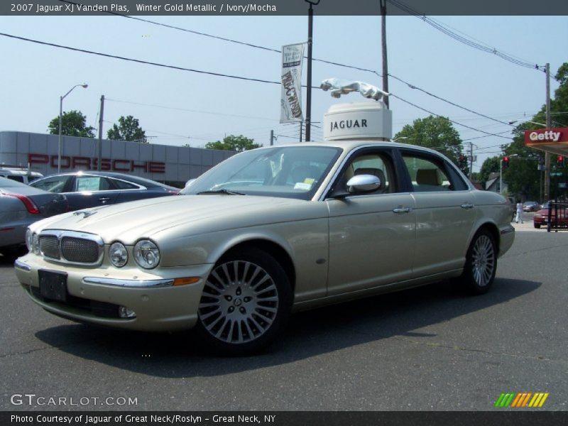 Winter Gold Metallic / Ivory/Mocha 2007 Jaguar XJ Vanden Plas