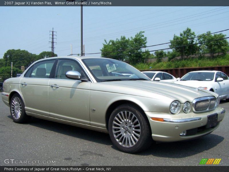 Winter Gold Metallic / Ivory/Mocha 2007 Jaguar XJ Vanden Plas