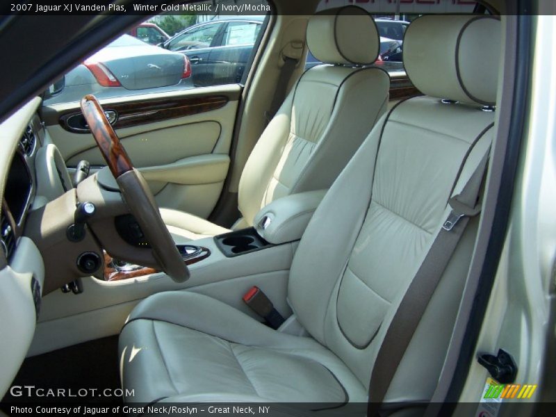 Winter Gold Metallic / Ivory/Mocha 2007 Jaguar XJ Vanden Plas