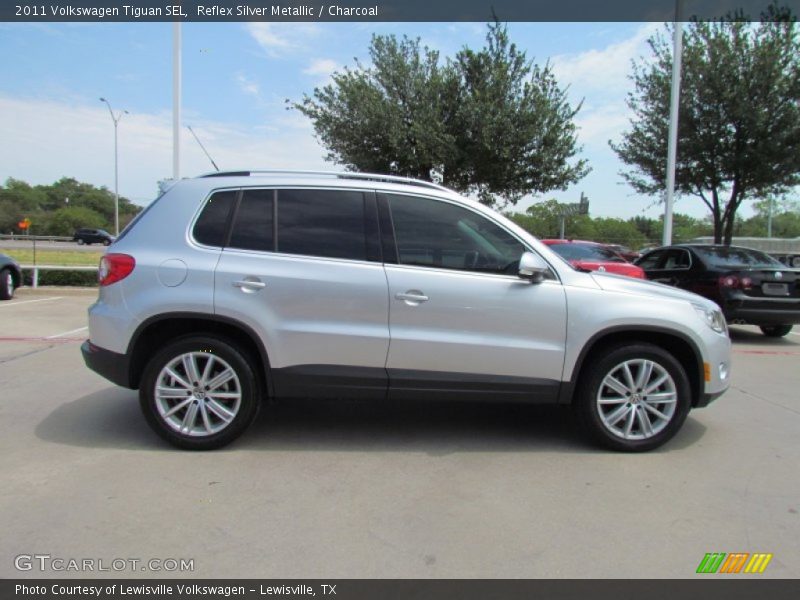 Reflex Silver Metallic / Charcoal 2011 Volkswagen Tiguan SEL