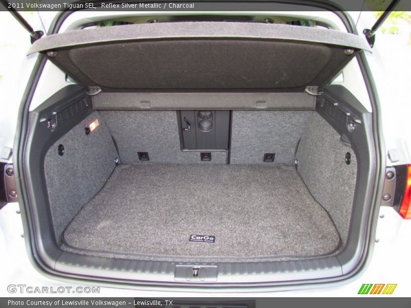 Reflex Silver Metallic / Charcoal 2011 Volkswagen Tiguan SEL