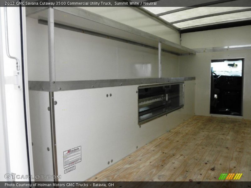 Summit White / Neutral 2012 GMC Savana Cutaway 3500 Commercial Utility Truck