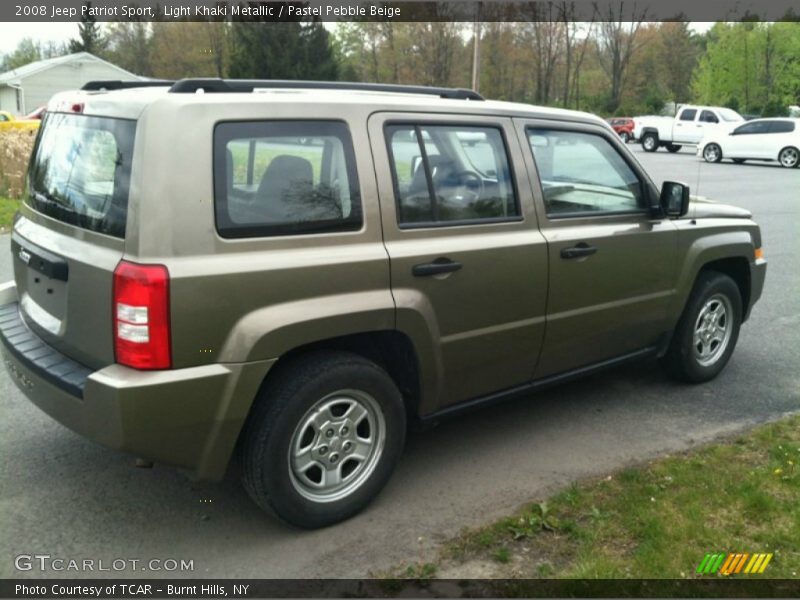 Light Khaki Metallic / Pastel Pebble Beige 2008 Jeep Patriot Sport