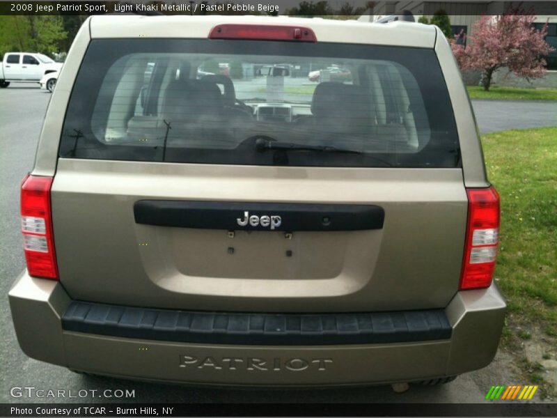 Light Khaki Metallic / Pastel Pebble Beige 2008 Jeep Patriot Sport