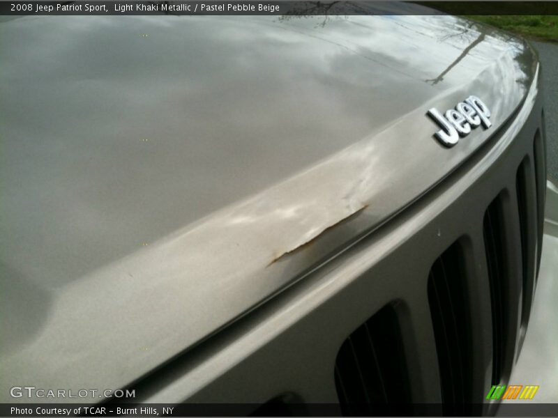 Light Khaki Metallic / Pastel Pebble Beige 2008 Jeep Patriot Sport