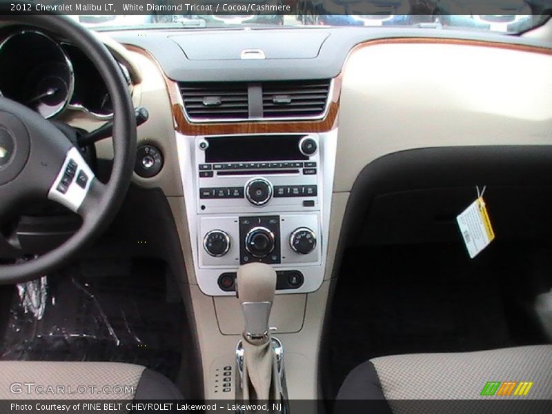 White Diamond Tricoat / Cocoa/Cashmere 2012 Chevrolet Malibu LT