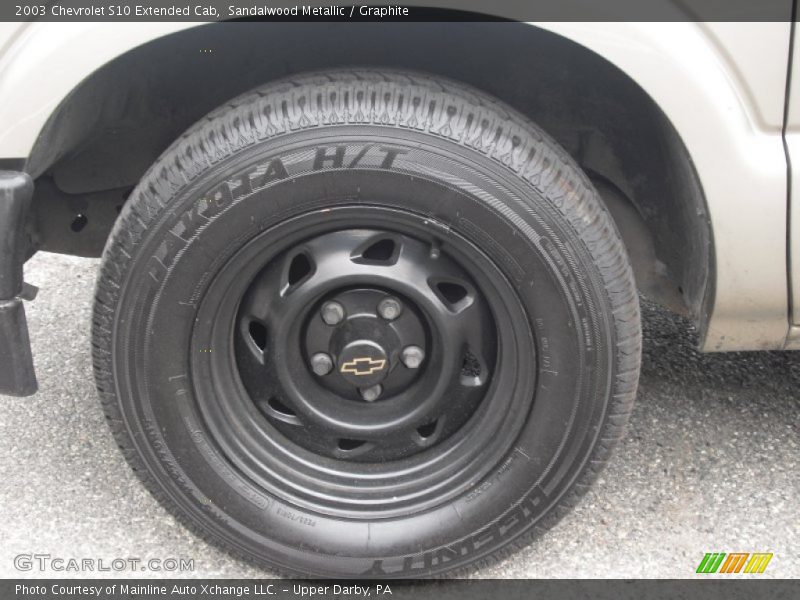 Sandalwood Metallic / Graphite 2003 Chevrolet S10 Extended Cab