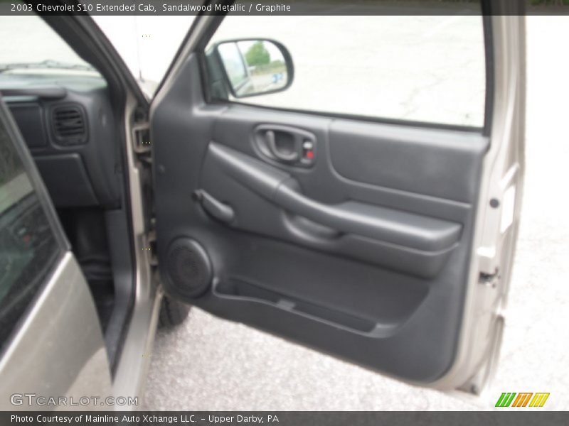 Sandalwood Metallic / Graphite 2003 Chevrolet S10 Extended Cab