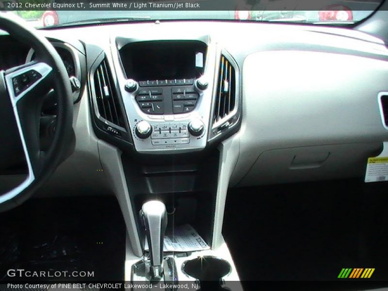 Summit White / Light Titanium/Jet Black 2012 Chevrolet Equinox LT