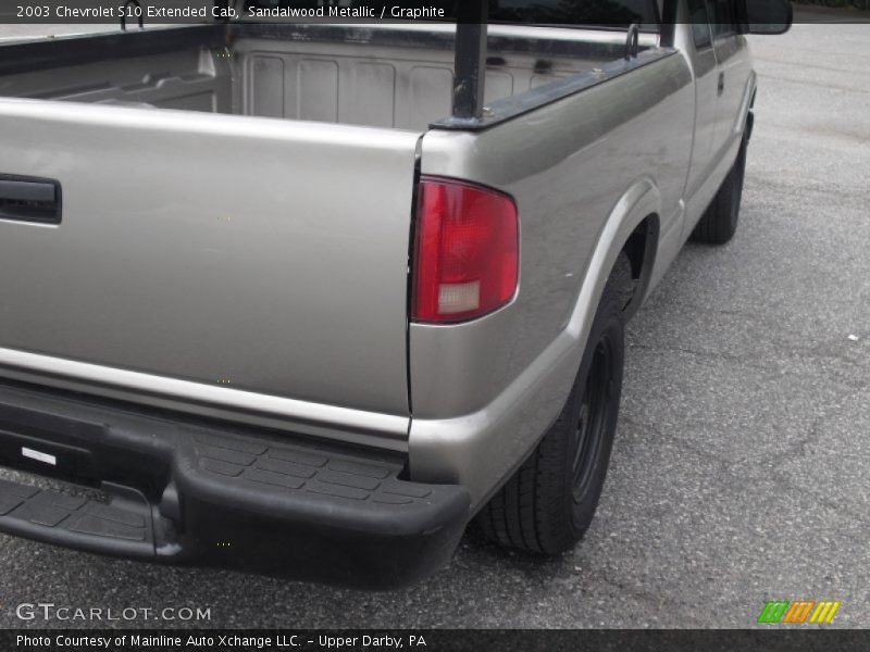 Sandalwood Metallic / Graphite 2003 Chevrolet S10 Extended Cab