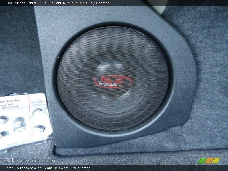 Brilliant Aluminum Metallic / Charcoal 2006 Nissan Sentra SE-R