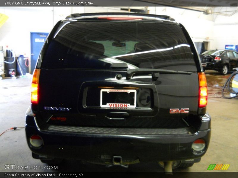 Onyx Black / Light Gray 2007 GMC Envoy SLE 4x4