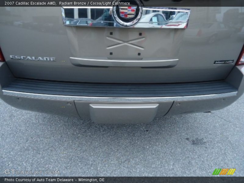 Radiant Bronze / Cocoa/Light Cashmere 2007 Cadillac Escalade AWD
