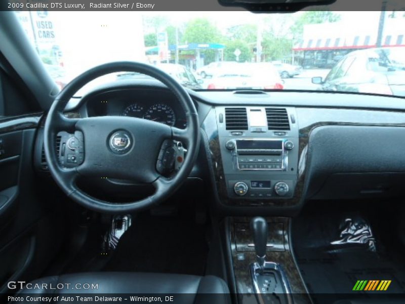 Radiant Silver / Ebony 2009 Cadillac DTS Luxury