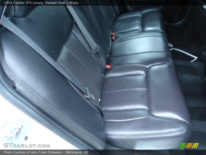 Radiant Silver / Ebony 2009 Cadillac DTS Luxury