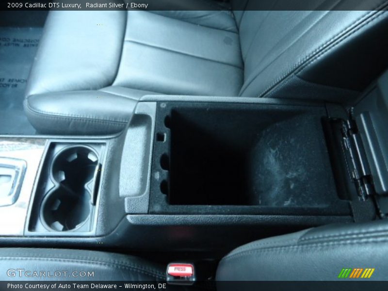 Radiant Silver / Ebony 2009 Cadillac DTS Luxury
