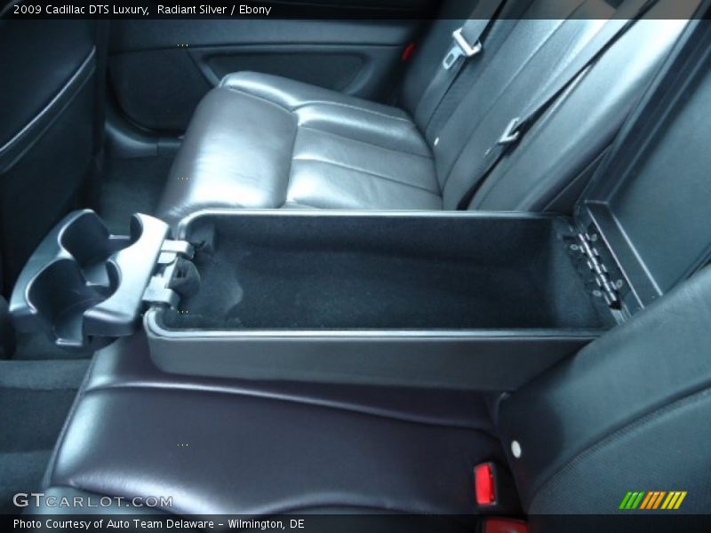 Radiant Silver / Ebony 2009 Cadillac DTS Luxury