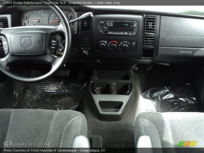 Graphite Metallic / Dark Slate Gray 2004 Dodge Dakota Sport Quad Cab 4x4