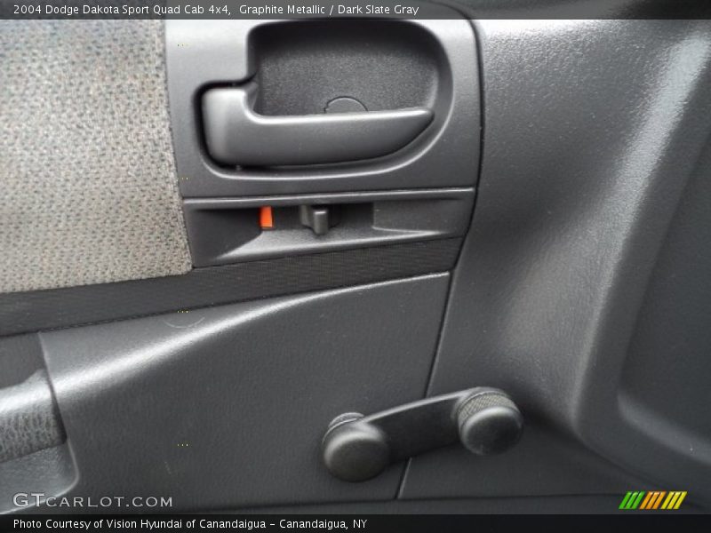 Graphite Metallic / Dark Slate Gray 2004 Dodge Dakota Sport Quad Cab 4x4