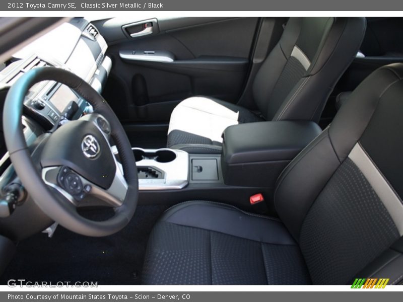 Classic Silver Metallic / Black 2012 Toyota Camry SE