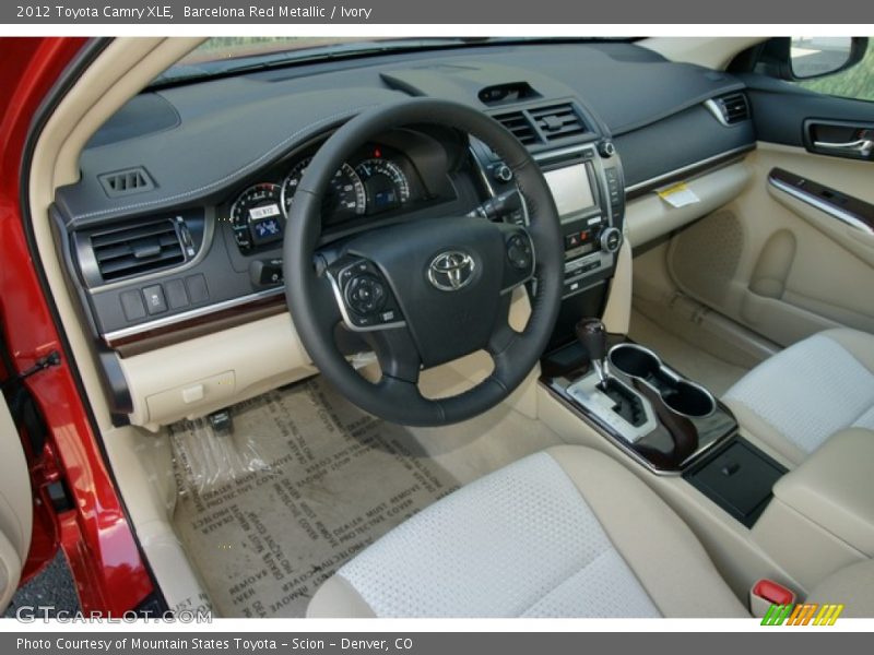 Barcelona Red Metallic / Ivory 2012 Toyota Camry XLE