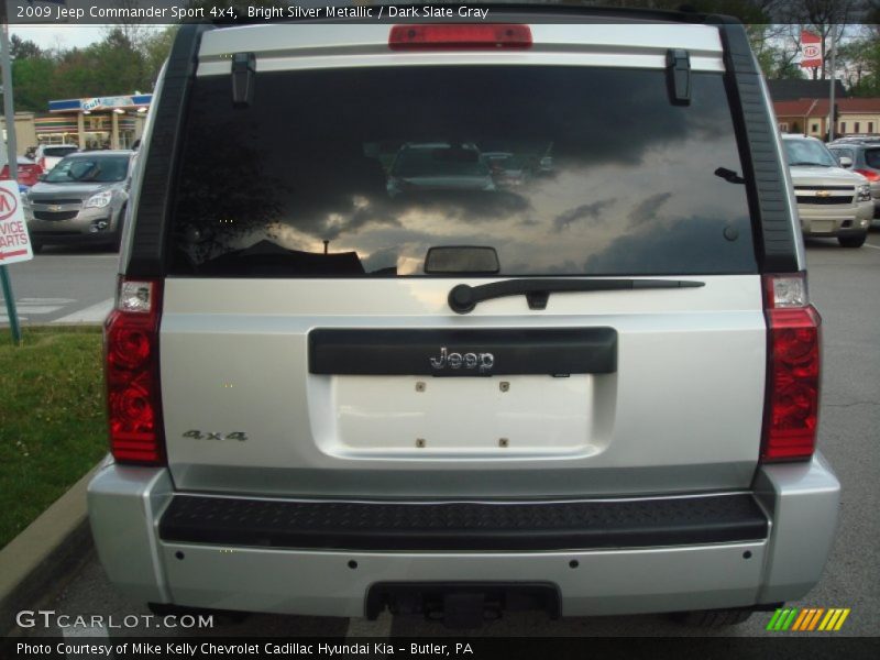 Bright Silver Metallic / Dark Slate Gray 2009 Jeep Commander Sport 4x4