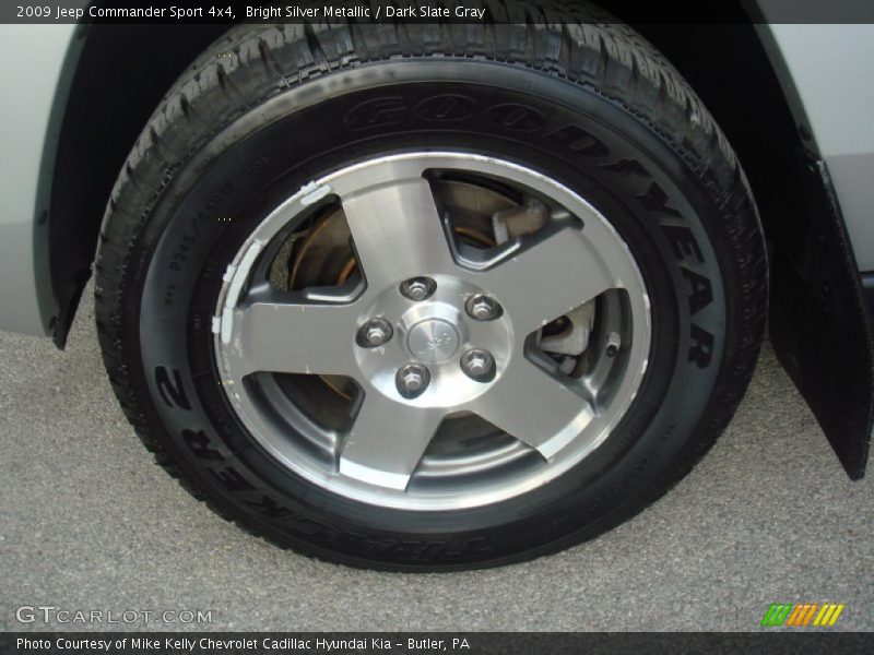 Bright Silver Metallic / Dark Slate Gray 2009 Jeep Commander Sport 4x4