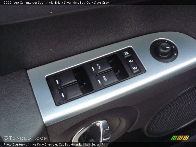 Bright Silver Metallic / Dark Slate Gray 2009 Jeep Commander Sport 4x4