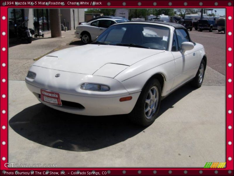 Chaste White / Black 1994 Mazda MX-5 Miata Roadster