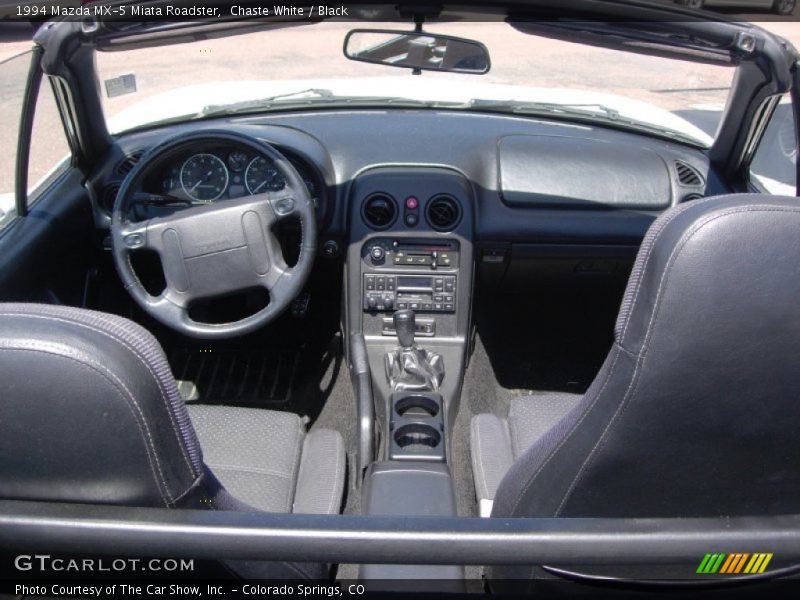 Chaste White / Black 1994 Mazda MX-5 Miata Roadster