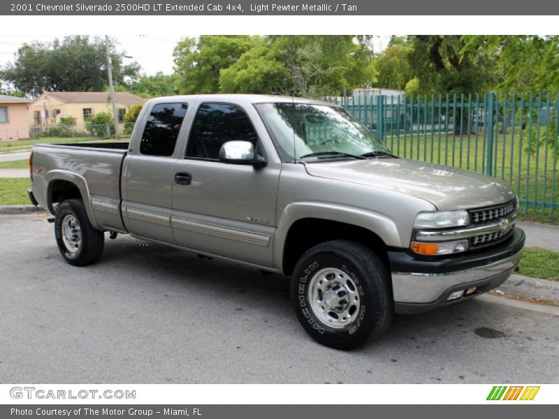 Light Pewter Metallic / Tan 2001 Chevrolet Silverado 2500HD LT Extended Cab 4x4