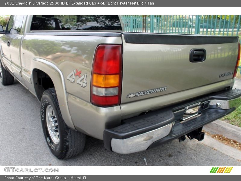 Light Pewter Metallic / Tan 2001 Chevrolet Silverado 2500HD LT Extended Cab 4x4